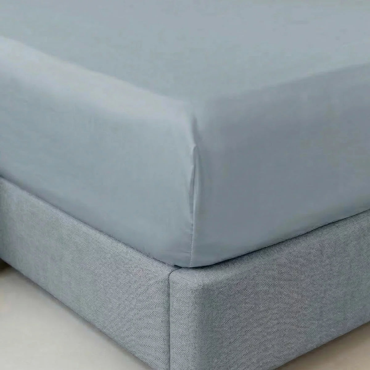 Belledorm Bamboo Cotton Blend Platinum Fitted Sheet – 38cm Deep Base