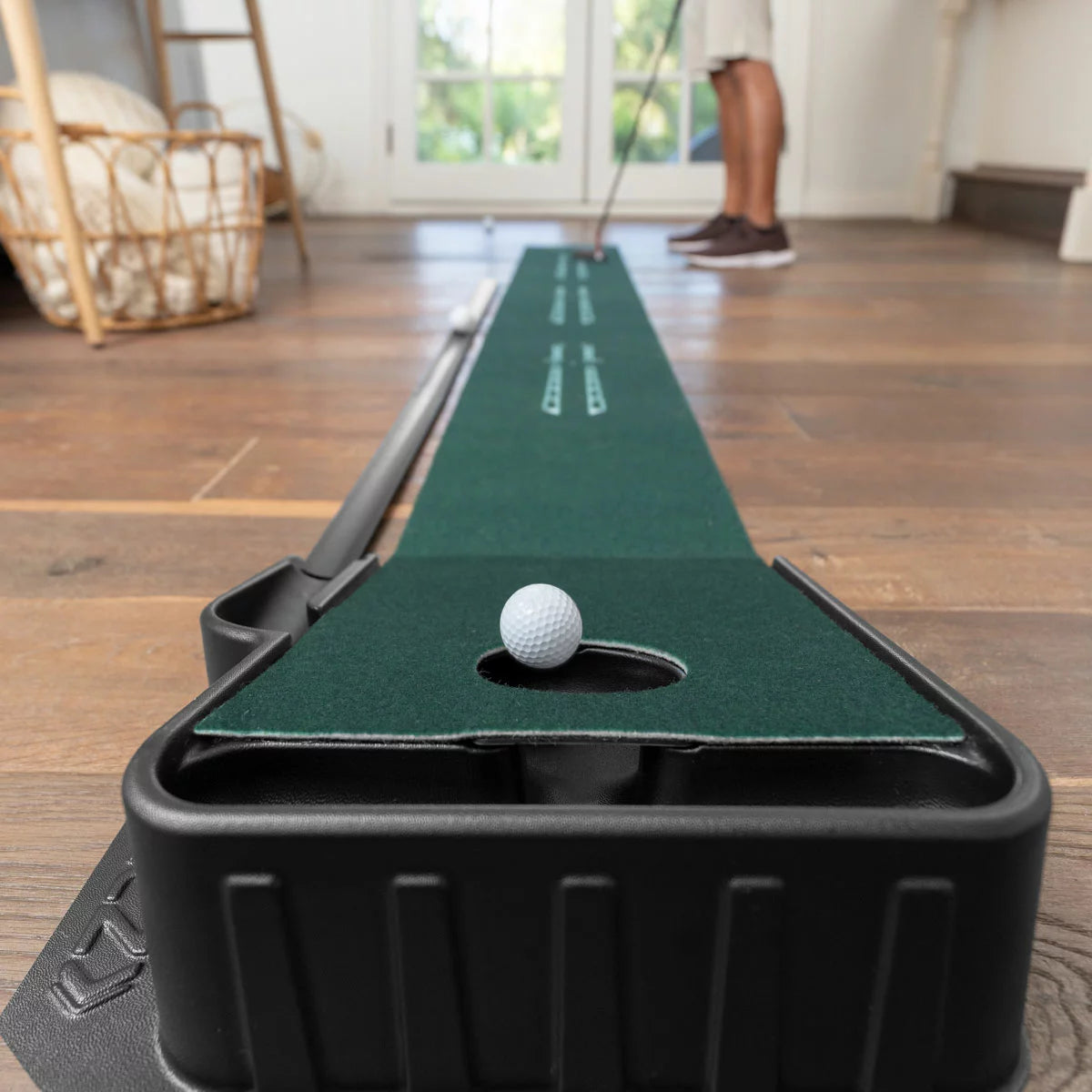 Indoor putting mat for golf practice accuracy alignment and control - 2