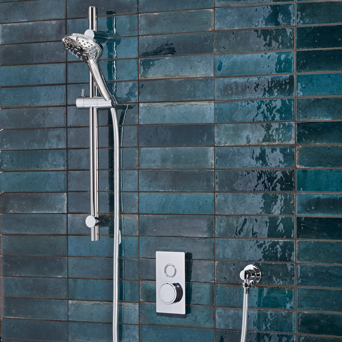 Tavistock Xenon shower kit – alternate view 2
