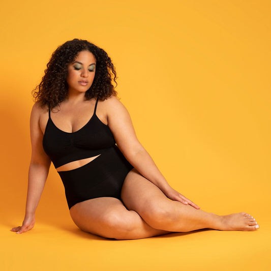 Evenlina Sculpting light compression shapewear bralette in noir