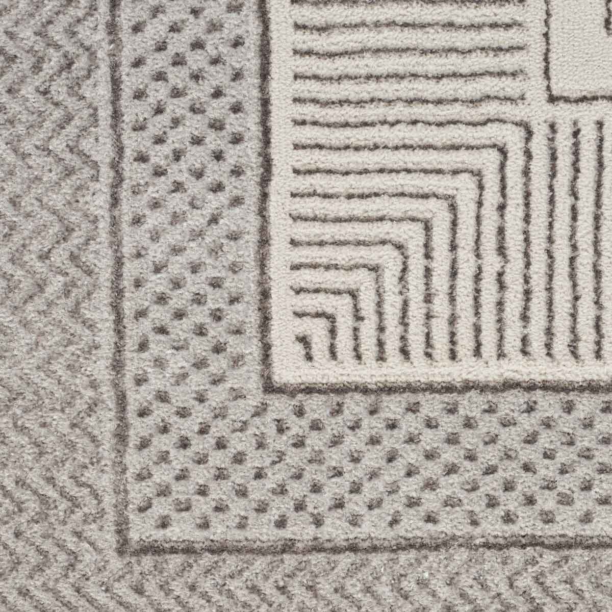 Glitz silver border runner – alternate view 5