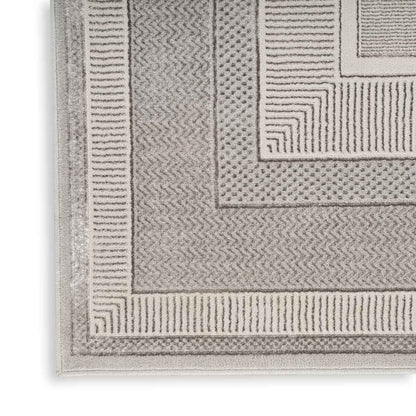 Glitz silver border runner – alternate view 4