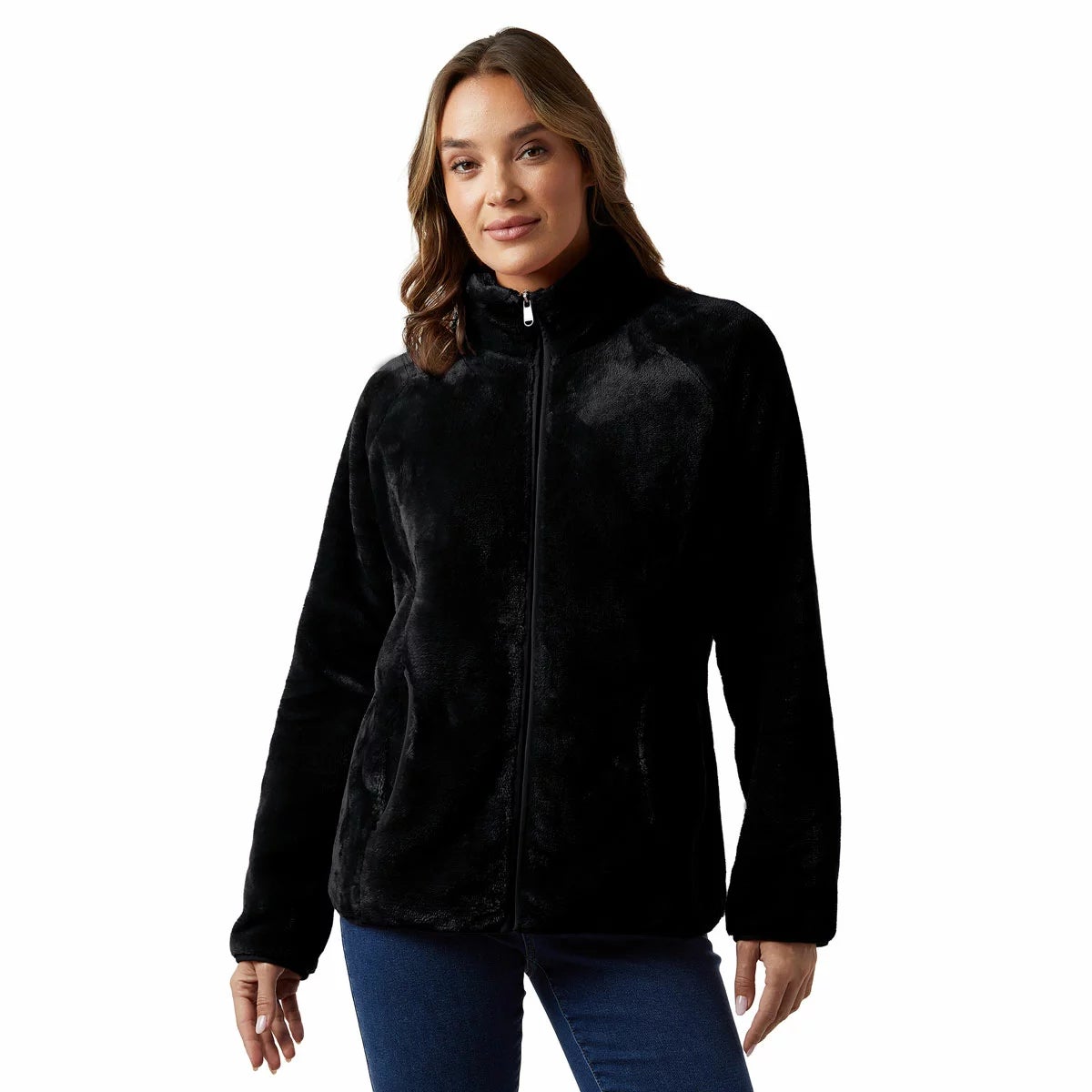 Front view of a woman wearing the plush 32 Degrees cream heavyweight fleece jacket with stand collar and zipped front outdoors.