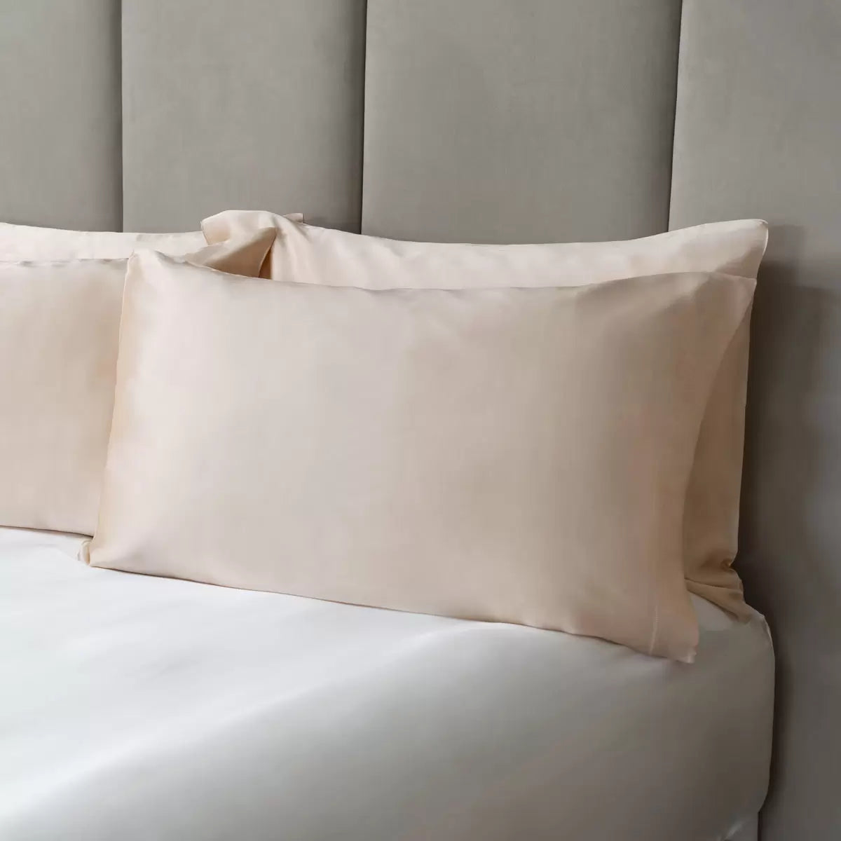 Cocoonzzz 100% Mulberry Silk Pillowcase – 16 Momme Beauty Bedding