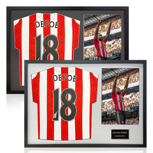 The Fan Cave Jermain Defoe signed framed Sunderland football shirt with 1 photo, 50 x 70 cm