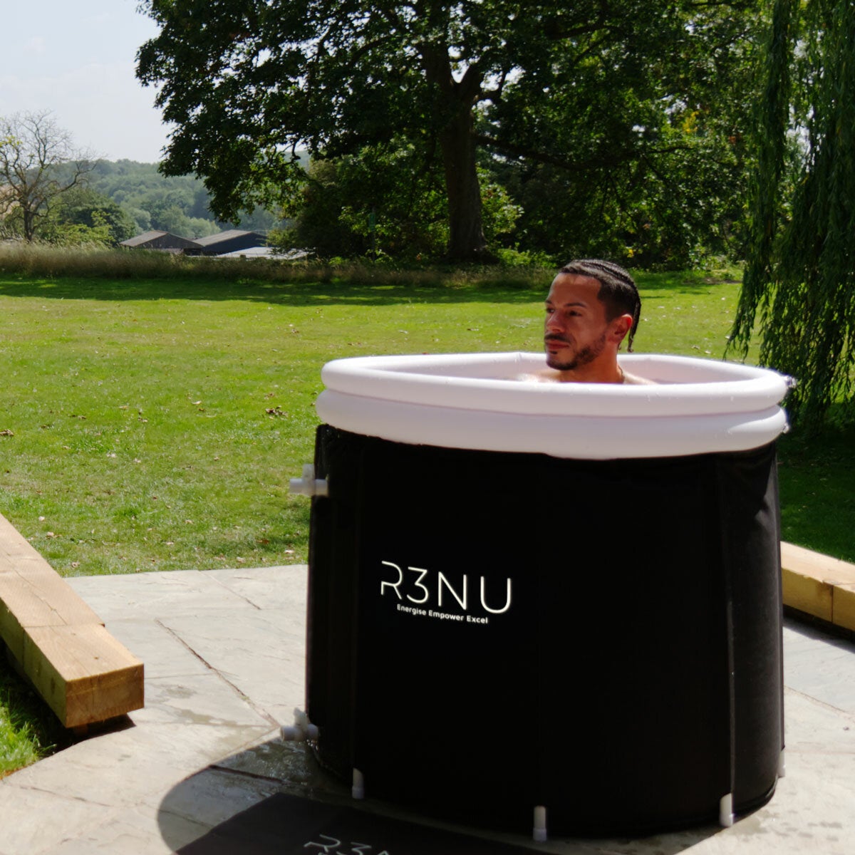 R3NU sauna and ice plunge – alternate view 3