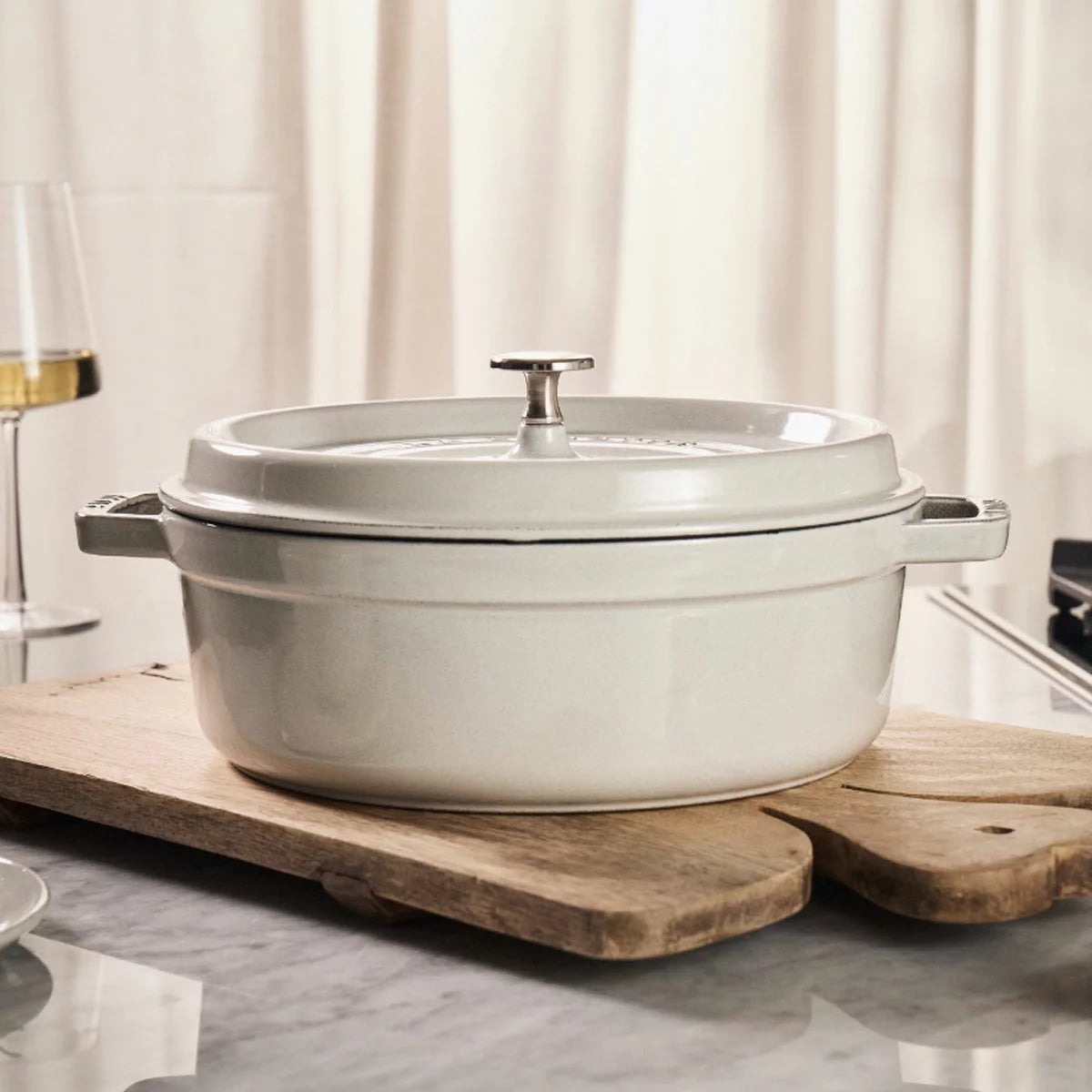 STAUB Shallow Cocotte 26cm 3.7L White Truffle enamelled cast iron casserole dish with self-basting lid