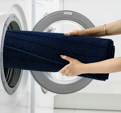 Evergrace Home Chenille Memory Foam Bath Mat in blue with soft absorbent chenille surface and non-slip backing 61 x 91 cm