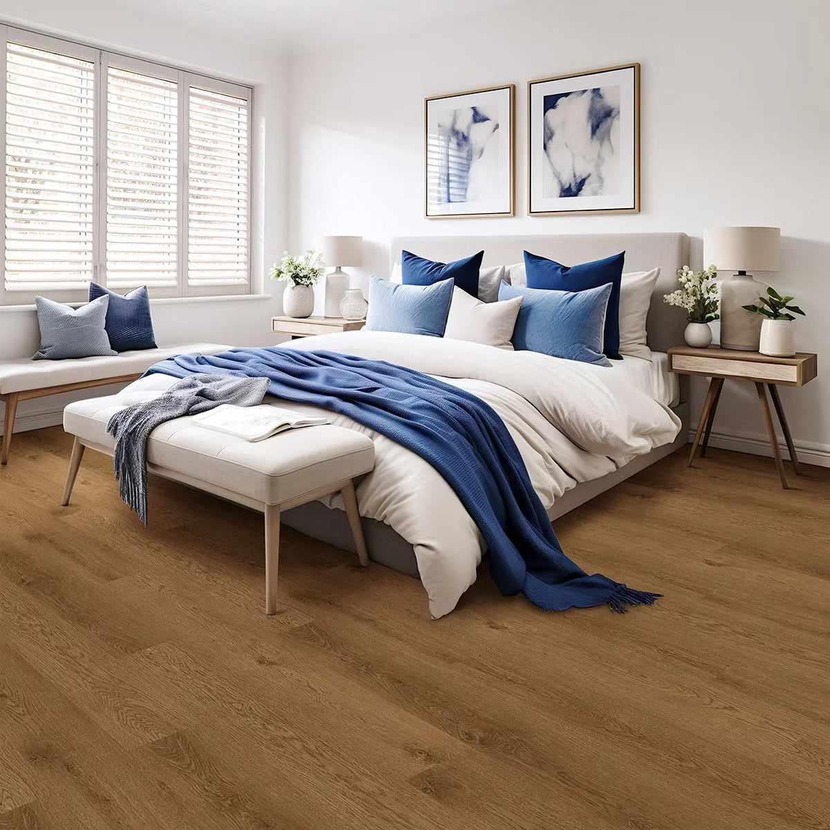 Golden Select Hampstead oak-effect SPC luxury vinyl plank featuring click-lock profile and pre-attached foam underlay displayed in a contemporary kitchen setting.