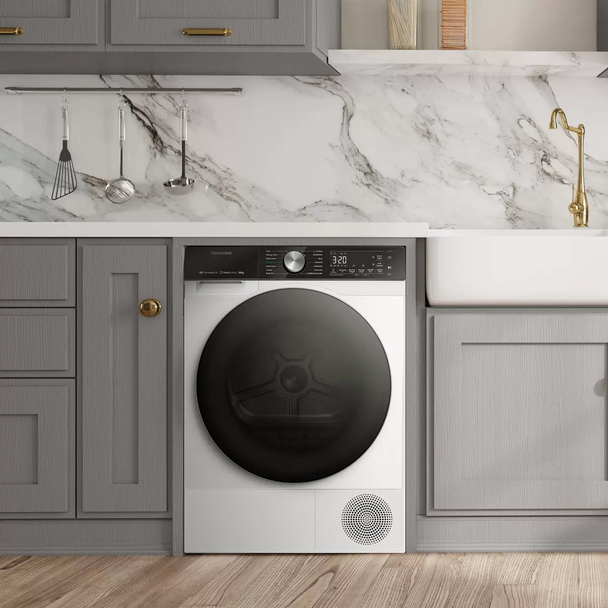 Hisense DH5S102BW 10kg A+++ Rated Heat Pump Tumble Dryer in White with large capacity and energy-efficient drying technology.