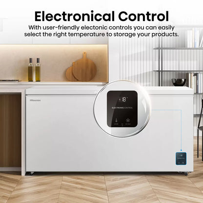 Hisense FC650D4AWLYE 500L high-capacity white chest freezer with E-rated energy efficiency and large frozen food storage.
