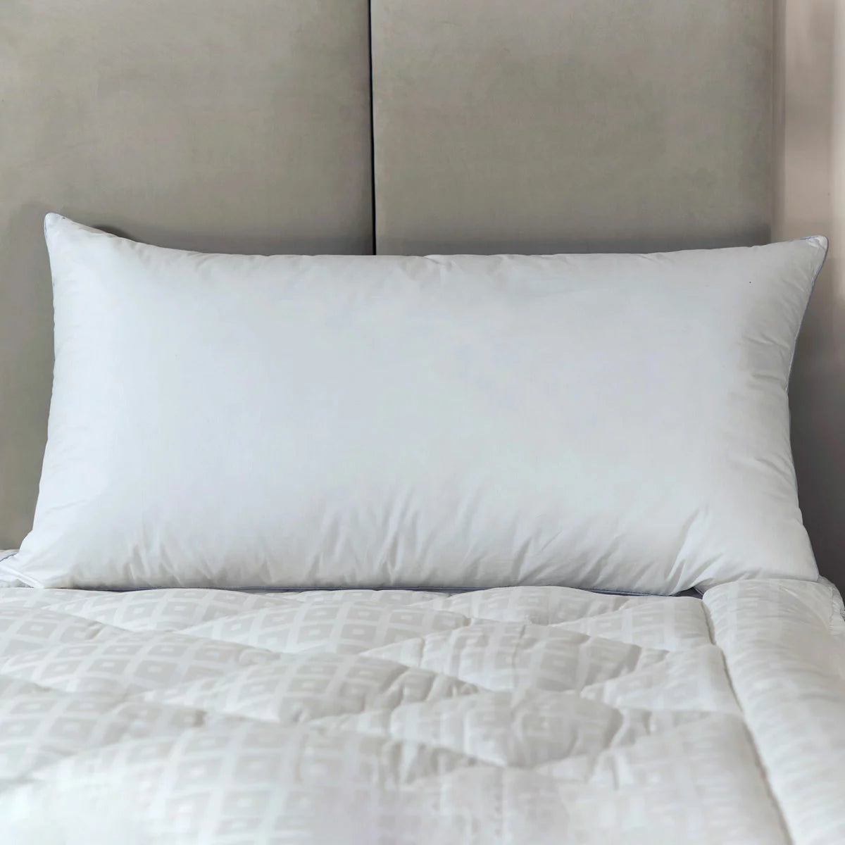 king size microfibre pillow providing soft luxury sleeping comfort and support