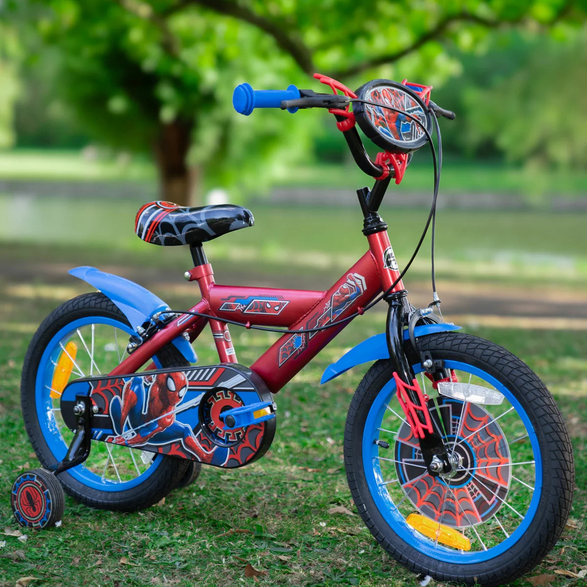 Huffy Spider-Man 16 inch kids bike with stabilisers red