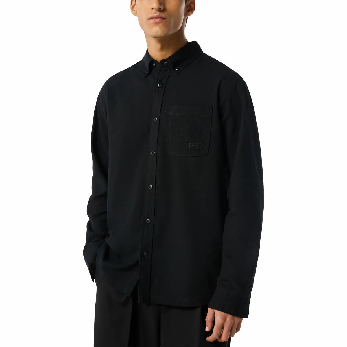Hunter mens long sleeve casual shirt with breathable fabric and classic fit for outdoor and everyday wear/4