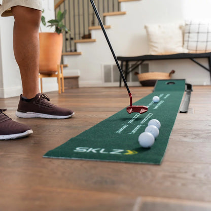 Indoor putting mat for golf practice accuracy alignment and control - 1