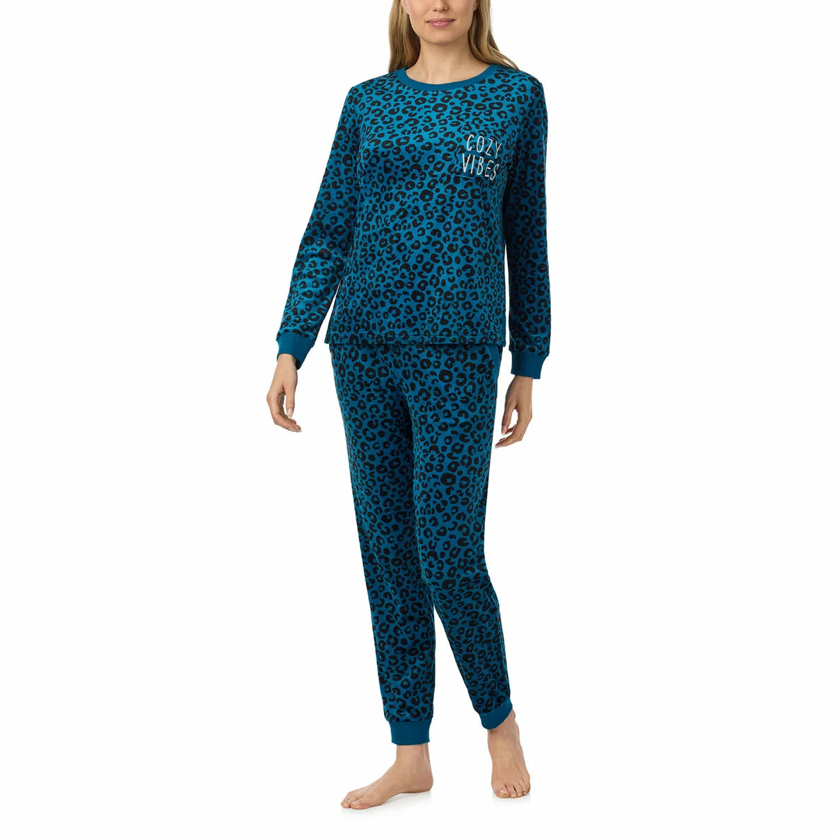Jane & Bleecker Women's Silky Plush Pyjama Set in ultra-soft plush fabric with matching long-sleeve top and comfortable lounge pants.
