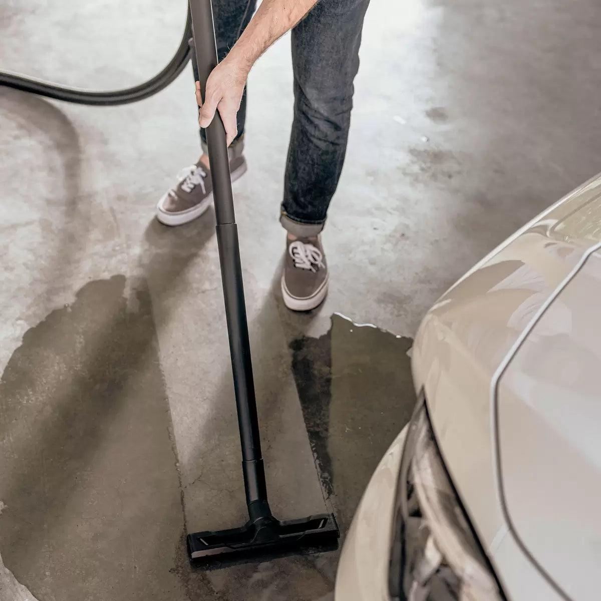 Kärcher KWD 3 wet and dry vacuum cleaner for powerful cleaning of dust, debris, and liquid spills.