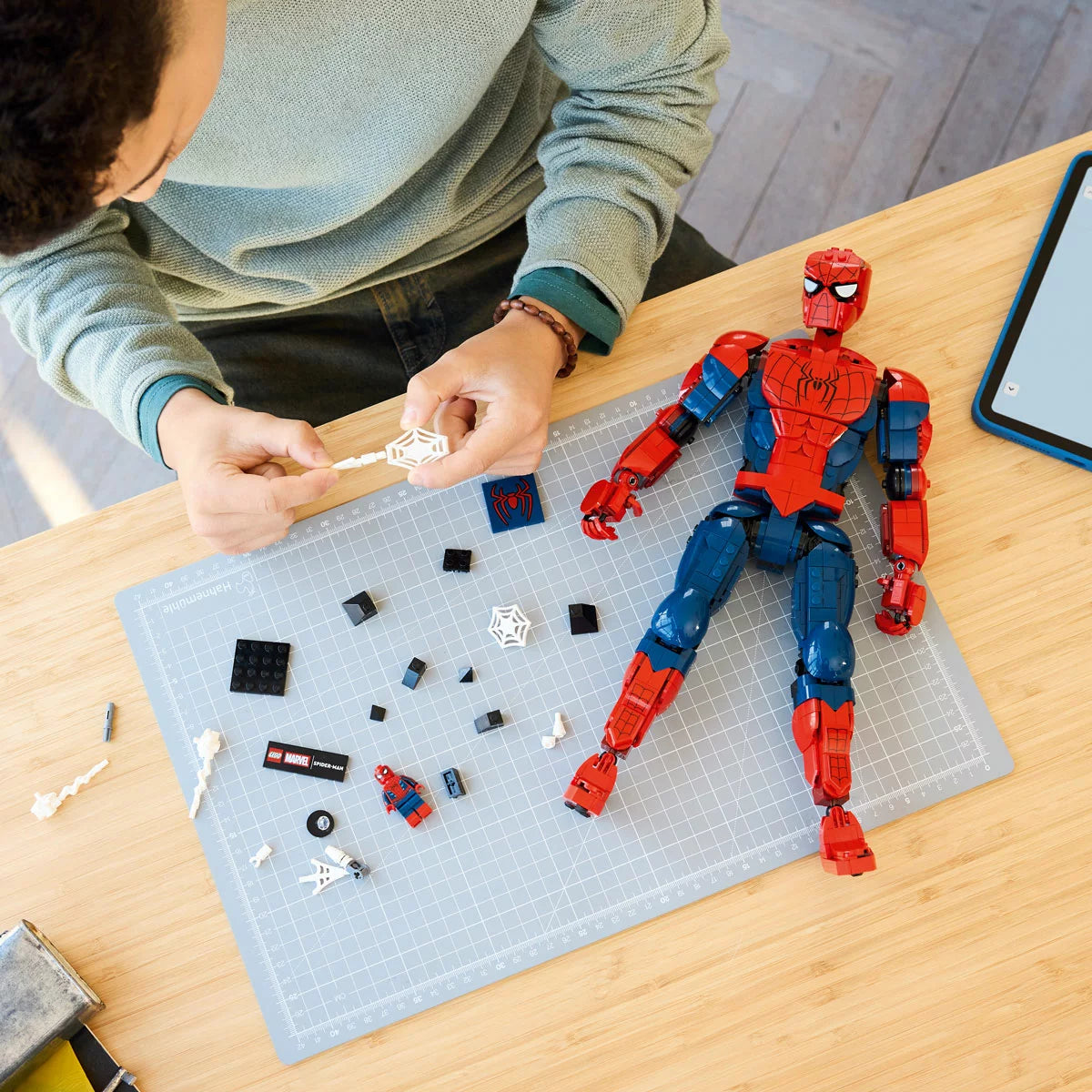 LEGO Super Heroes Articulated Spider-Man Model 76346 poseable Marvel Spider-Man building set for creative construction play