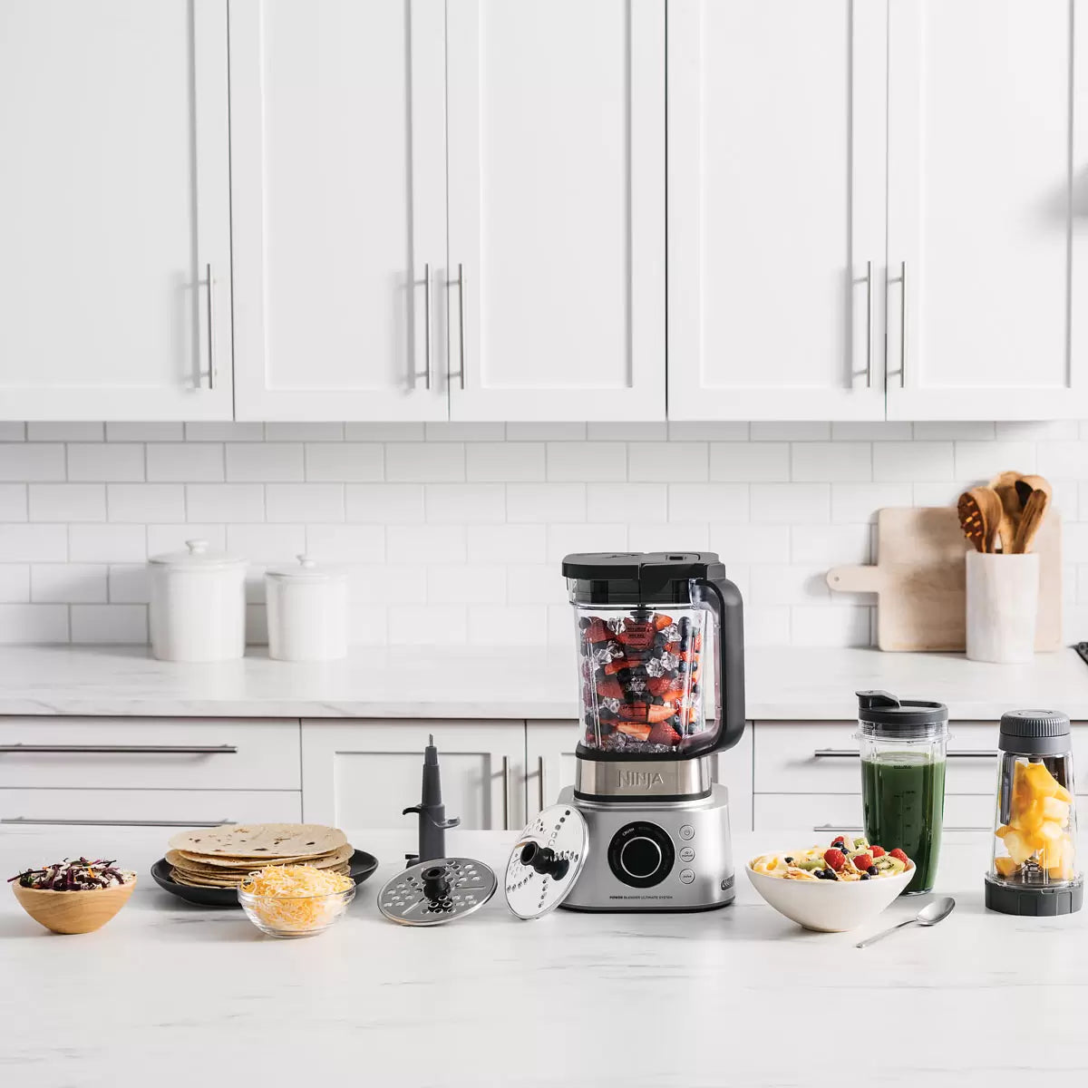 Ninja Foodi 4-in-1 Power Nutri Blender CB400UKCO for smoothies food processing blending and everyday meal preparation