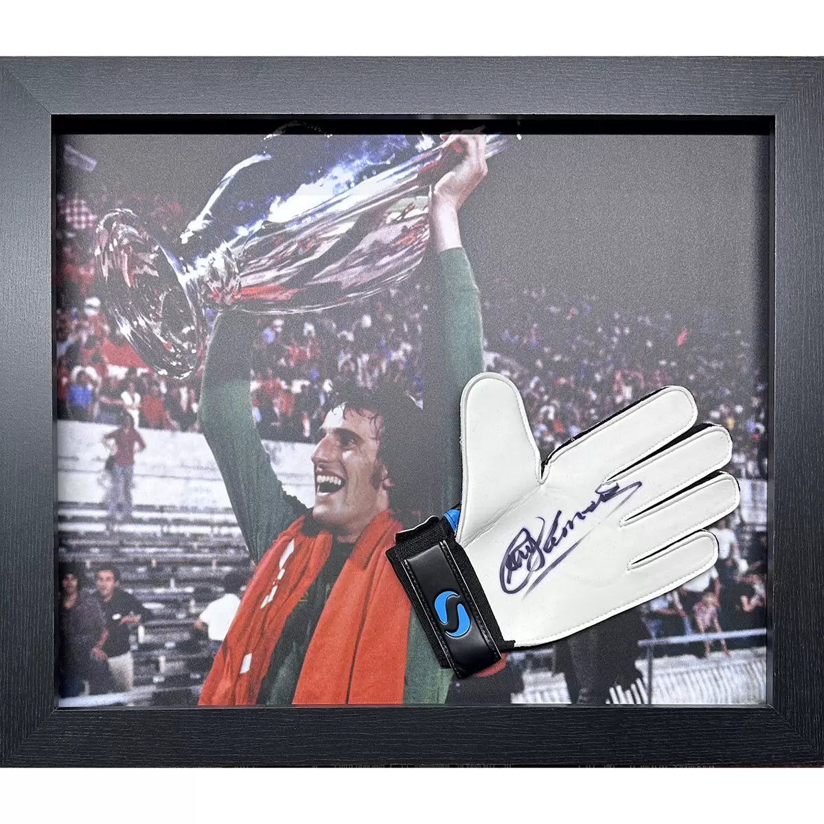 Authentic Ray Clemence signed framed Nike goalkeeper glove with official Allstarsignings photo COA.