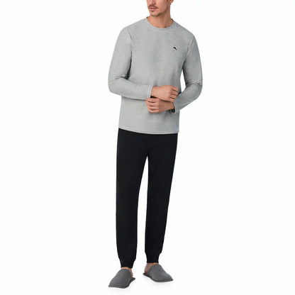 Tommy Bahama Men's Lounge Set in soft breathable fabric with relaxed fit and stylish design/3