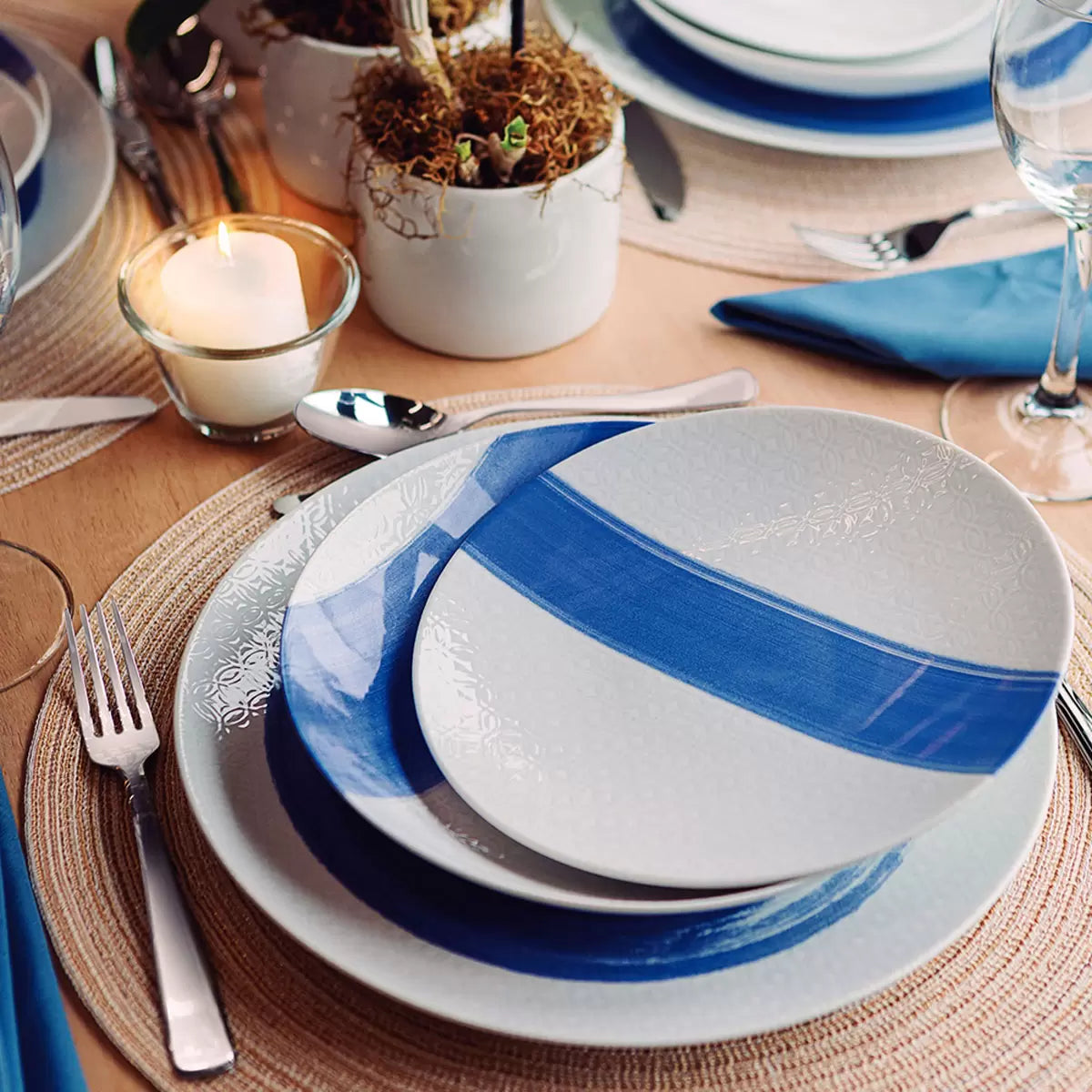 Tramontina Soho Dinnerware Set 12 Piece modern dining plates and bowls for everyday table setting