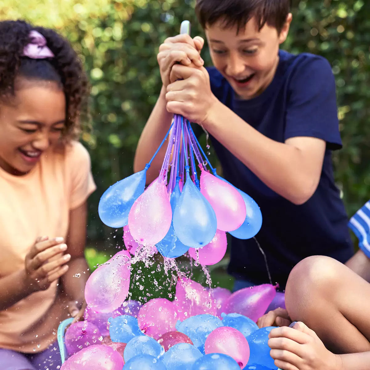 Zuru Bunch O Balloons 490 tropical water balloons pack for fast outdoor party fun