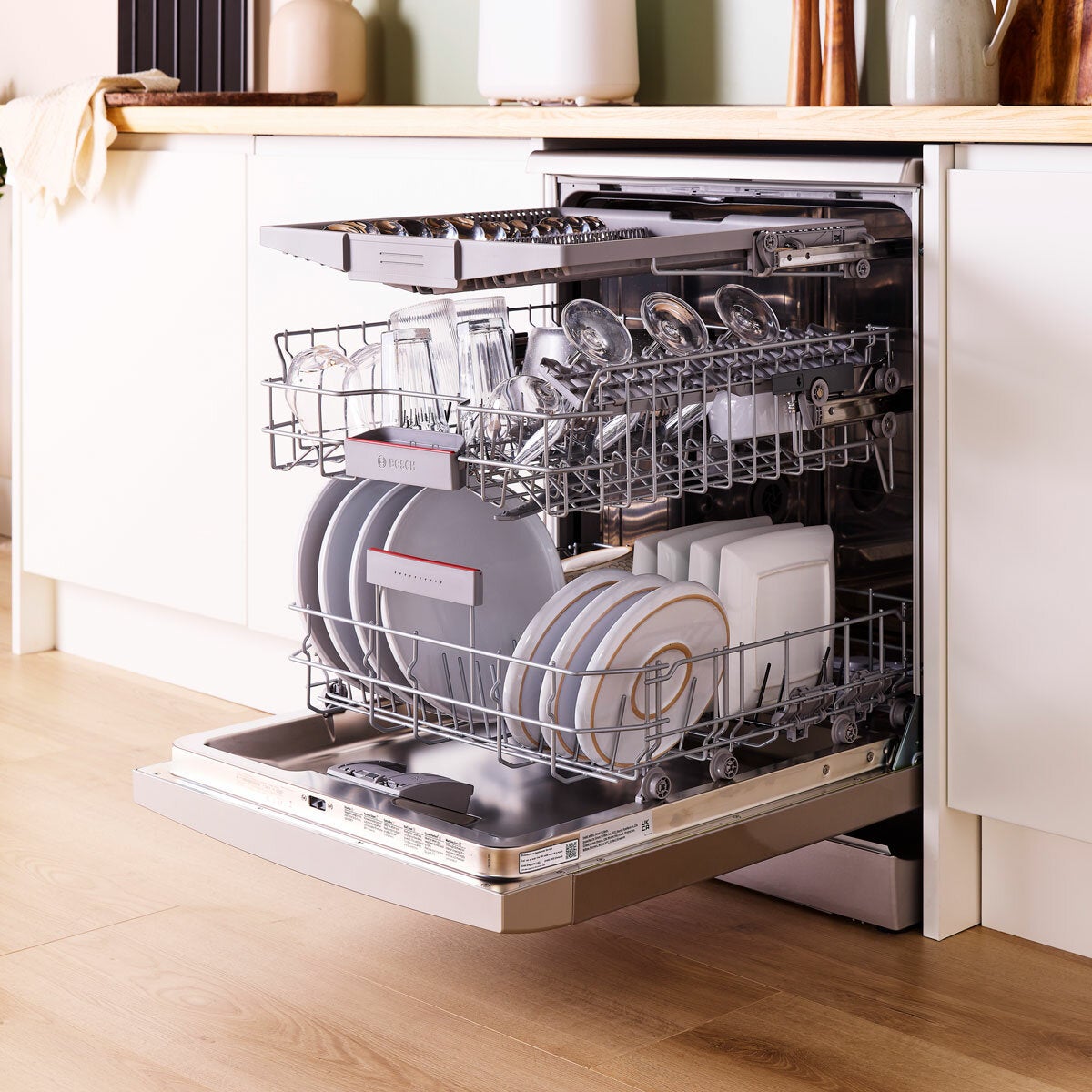 Bosch Series 4 SMS4EMI06G dishwasher inox, view 4