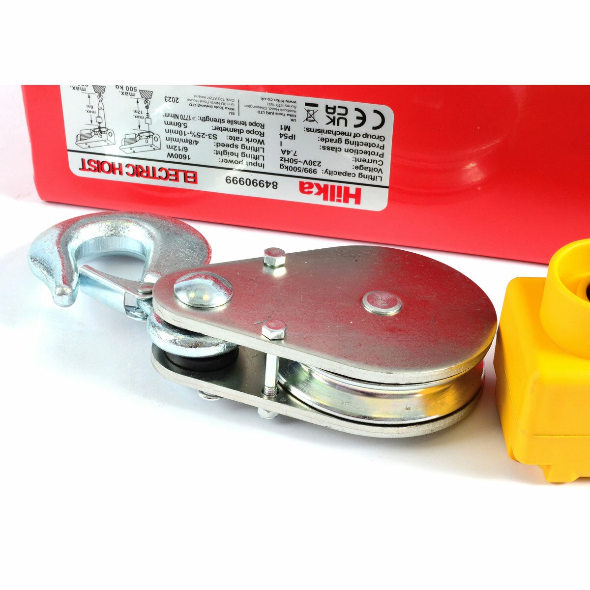 Hilka 999kg electric hoist, view 4