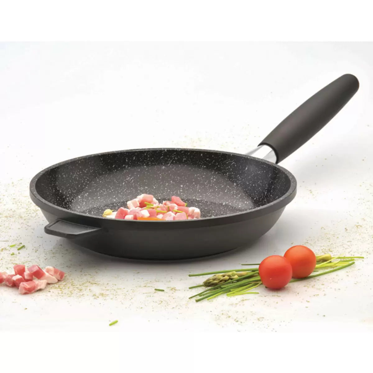 BergHOFF Eurocast Discovery Cookware Set, 8 Piece | Superior Non-Stick Performance | Everyday Home Cooking