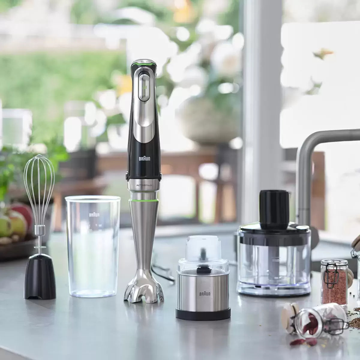 Braun Multi Quick Hand Blender MQ9138XI with ActiveBlade technology and multiple attachments for blending, chopping, whisking, and food preparation